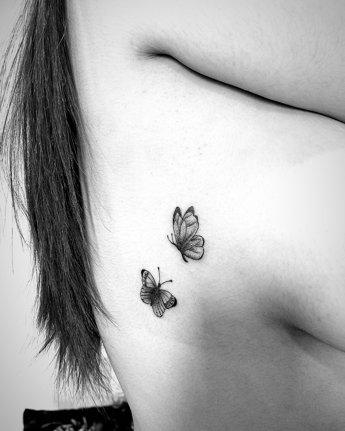 monoste-tattoo-tatouage-annecy-fine-line-4 monoste-tattoo-tatouage-annecy-fine-line-4